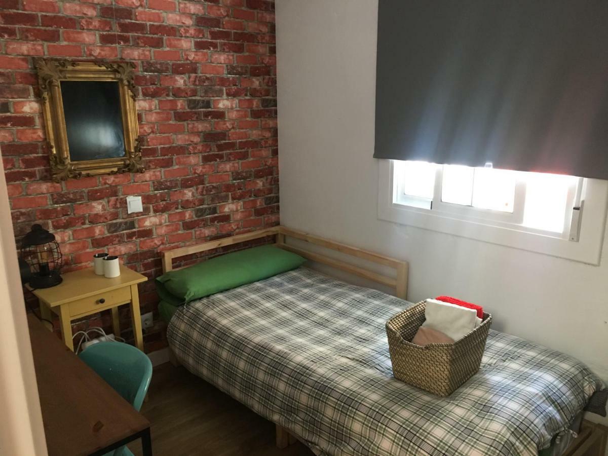 Practical Room: Barcelona-Fira-Airport Οσπιταλέτ ντε Λιοβρεγάτ Εξωτερικό φωτογραφία